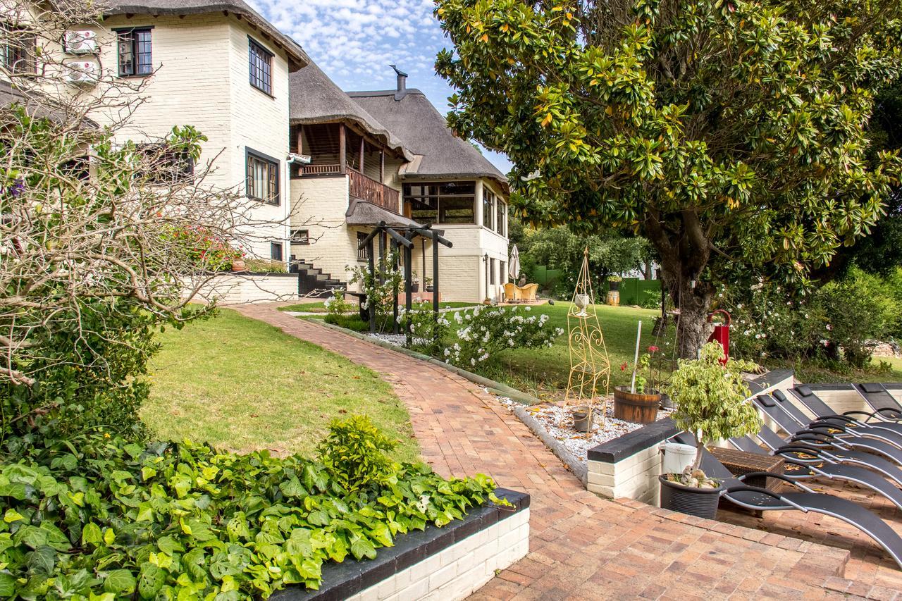 Winelands Villa Guesthouse And Cottages Somerset West Exterior photo