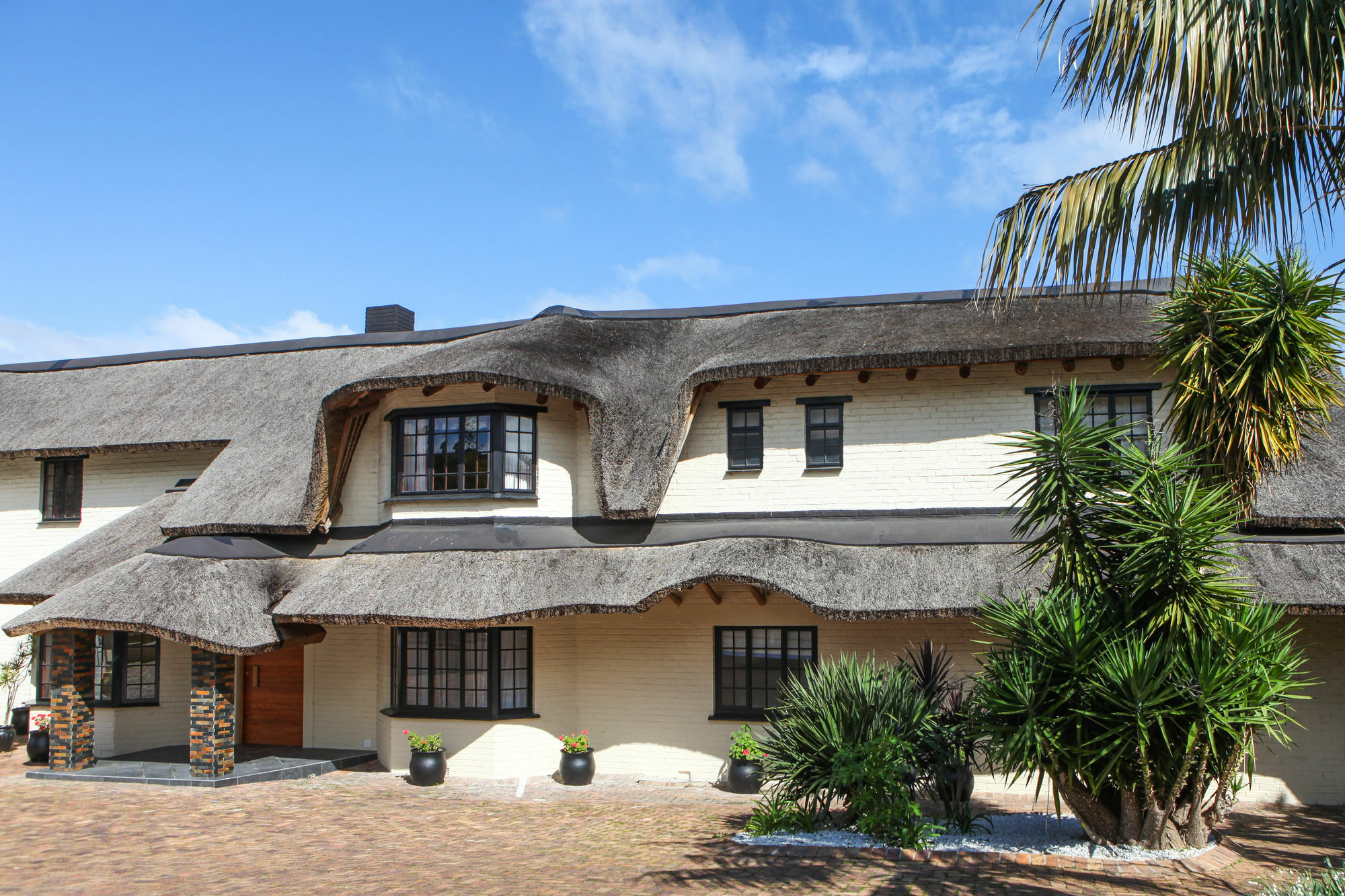 Winelands Villa Guesthouse And Cottages Somerset West Exterior photo
